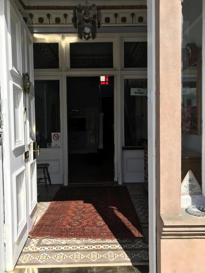 Dorstan House Gasthuis 3*