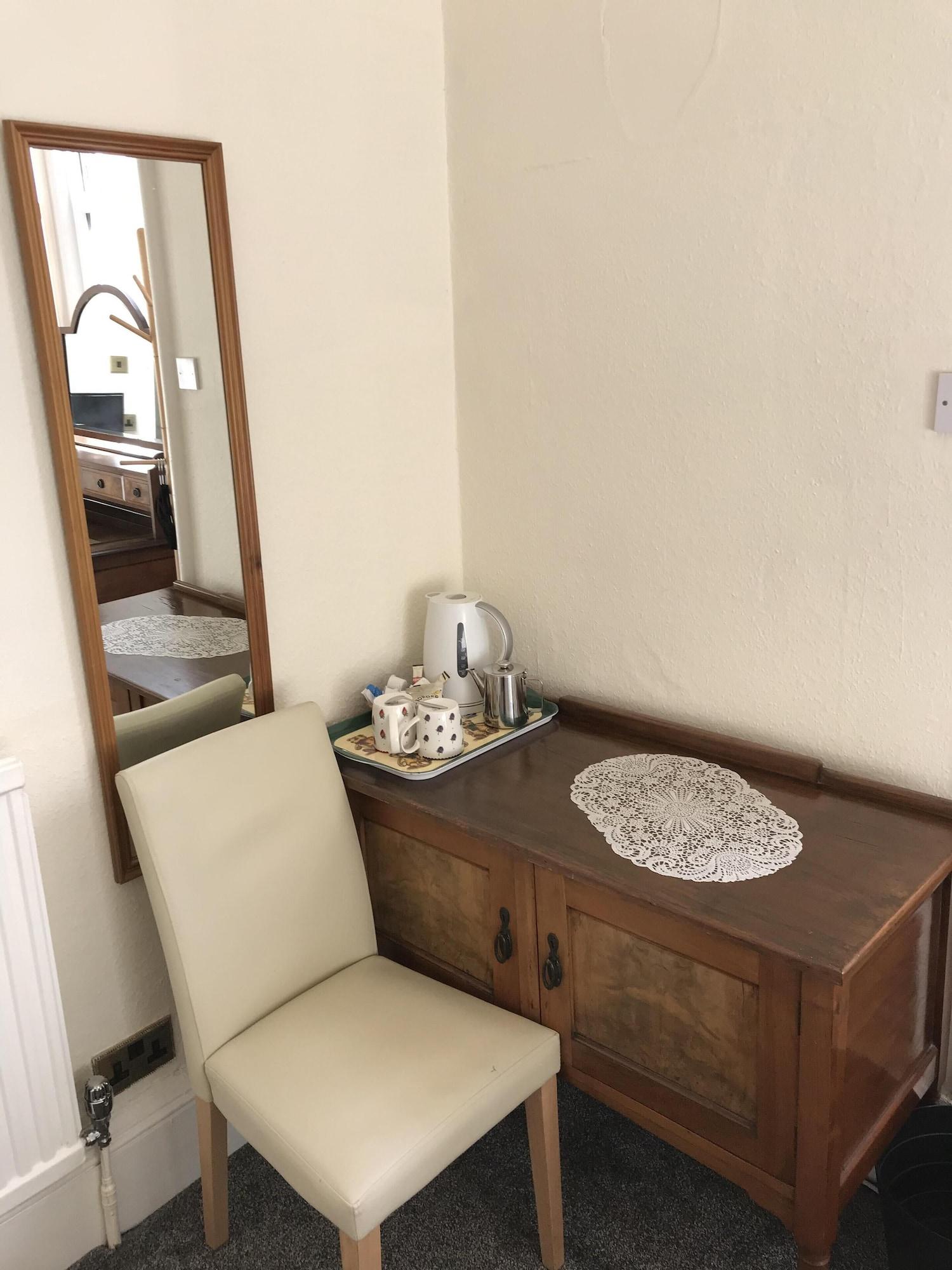 Dorstan House Gasthuis 3*