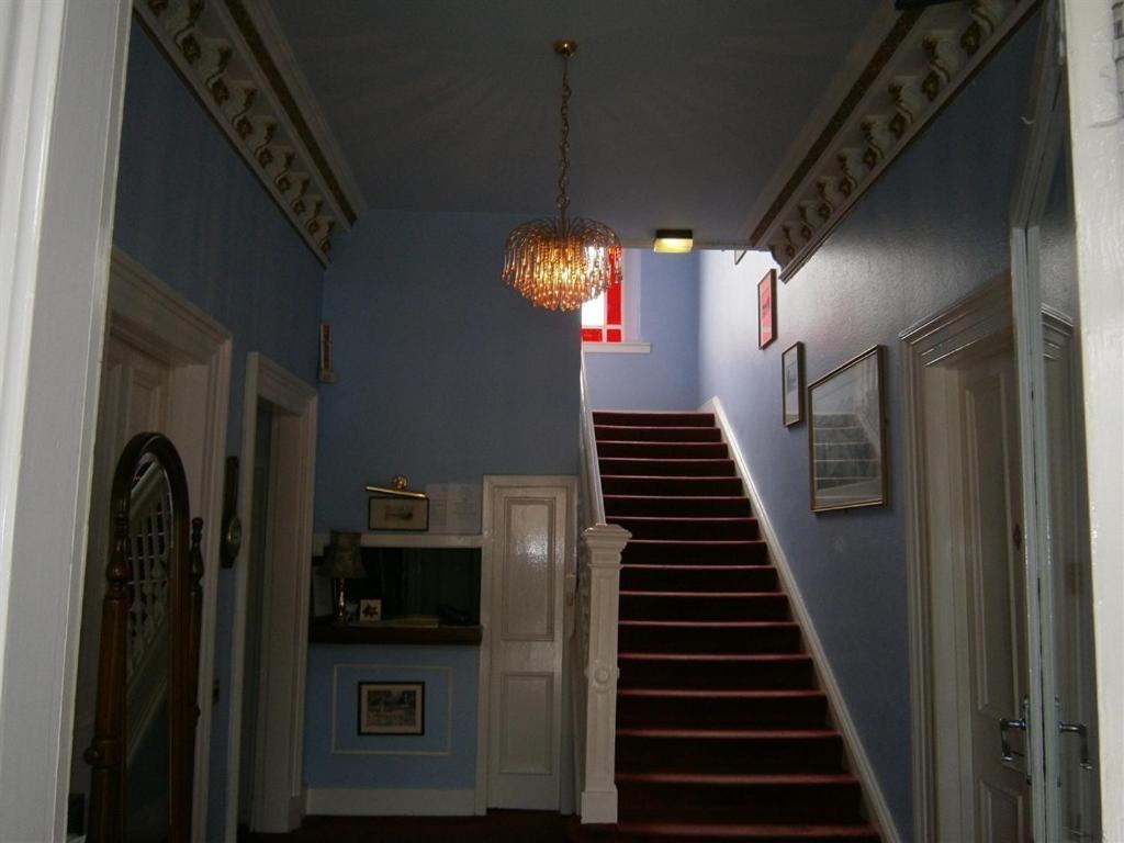 Dorstan House Gasthuis 3*